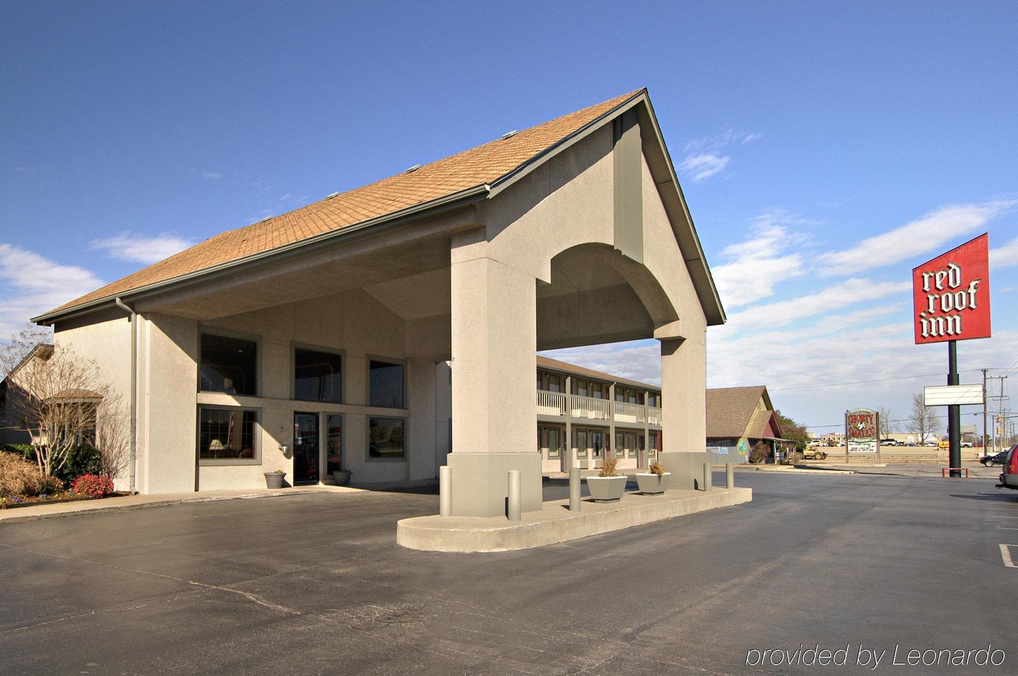 Super 8 By Wyndham Oklahoma Airport Fairgrounds West Motel Екстериор снимка